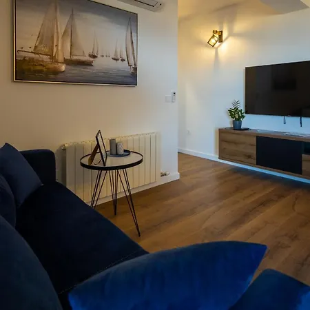 Sailor Apartment